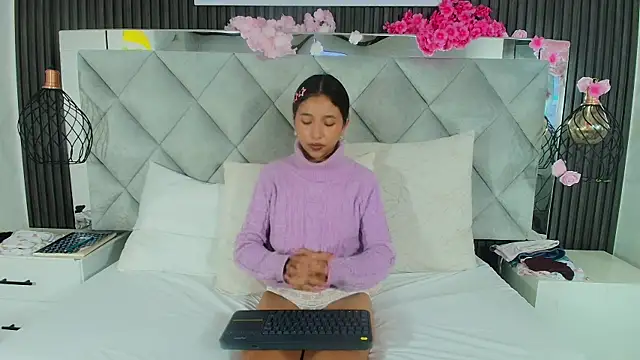 Real virgin Pussy online show from 05/29/26, 06:39