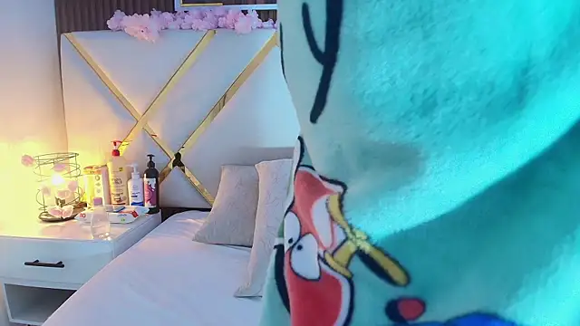 Real virgin Pussy online show from 07/08/26, 03:38