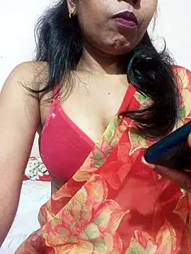 Snapshot of Dropati35 chatting on 04/06/26, 06:20 Dropati35 online show from 04/06/26, 06:20