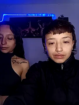 Snapshot of AlexxaAndRileyy chatting on 02/12/26, 08:26 AlexxaAndRileyy online show from 02/12/26, 08:26