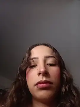 Snapshot of AlexxaAndRileyy chatting on 02/18/26, 01:18 AlexxaAndRileyy online show from 02/18/26, 01:18