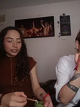 Snapshot of AlexxaAndRileyy chatting on 02/20/26, 05:57 AlexxaAndRileyy online show from 02/20/26, 05:57