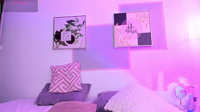 april jones05 online show from 03/28/26, 01:00