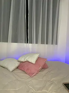 Mia arabs online show from 03/27/26, 12:38