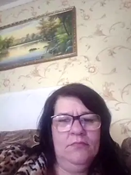 NysiOlsen online show from 04/11/26, 12:09