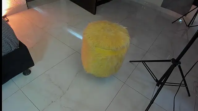 Snapshot of daenerys_11 chatting on 01/15/26, 01:48 daenerys 11 online show from 01/15/26, 01:48