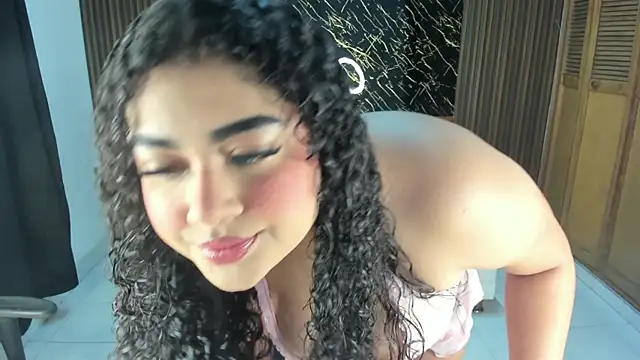 Karla18  online show from 05/25/26, 03:29