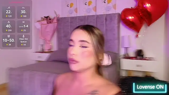 Lucy Carson  online show from 02/15/26, 03:47