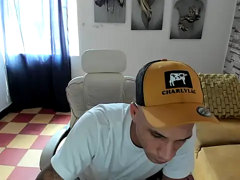 danisegura online show from 01/13/26, 02:44