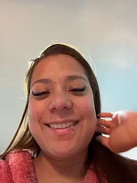 Pretty  Milf online show from 04/12/26, 10:20