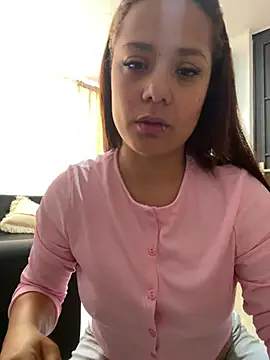Pretty  Milf online show from 07/07/26, 03:27