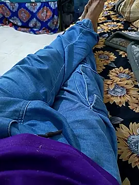 Snapshot of Rone9936 chatting on 01/14/26, 07:41 Rone9936 online show from 01/14/26, 07:41