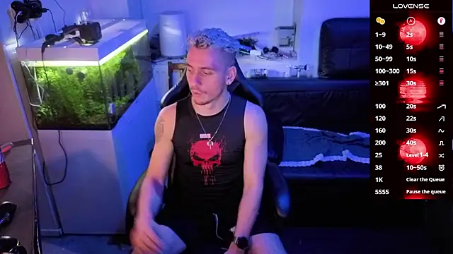 Rayzel White online show from 02/13/26, 12:17