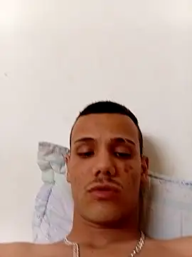 Snapshot of novinhotesudo27328 chatting on 01/13/26, 04:56 novinhotesudo27328 online show from 01/13/26, 04:56