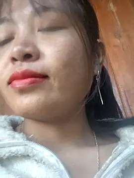 miumiu sexy2x online show from 01/18/26, 01:09