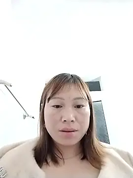 Chiipyy online show from 01/15/26, 04:00