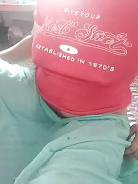 TamilDreamgirl08 online show from 04/08/26, 10:48