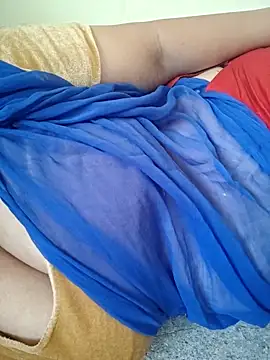 TamilDreamgirl08 online show from 04/13/26, 04:51