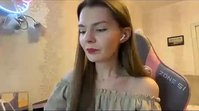 Snapshot of LavondaDeleston chatting on 02/01/26, 06:28 LavondaDeleston online show from 02/01/26, 06:28