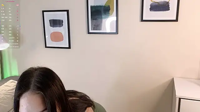 Jenifer Stound online show from 02/25/26, 03:21