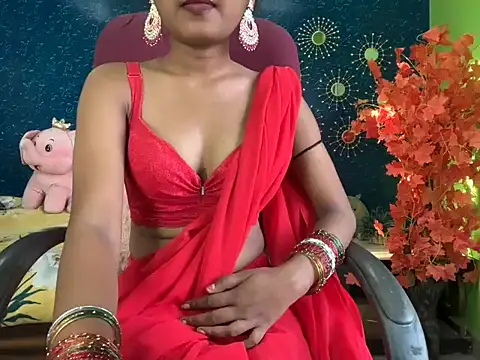 Snapshot of Brown-beauty chatting on 06/24/26, 12:37 Brown-beauty online show from 06/24/26, 12:37