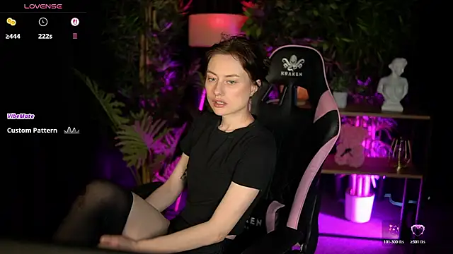 baby luna xo online show from 02/27/26, 09:53