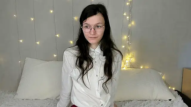 ThoraMarola online show from 02/20/26, 06:26