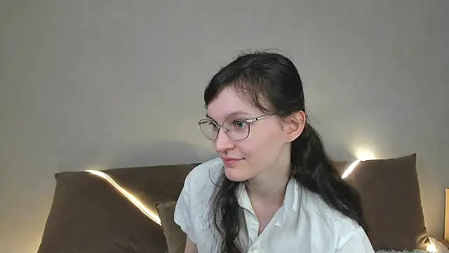 ThoraMarola online show from 03/16/26, 05:13