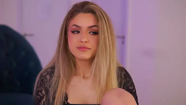 NayaQuinn online show from 01/18/26, 07:06