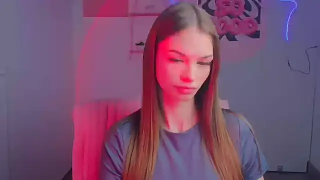 Lina Loveuu online show from 04/05/26, 11:29