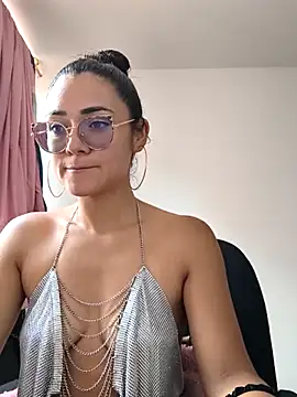 Freyarosse online show from 02/05/26, 06:34