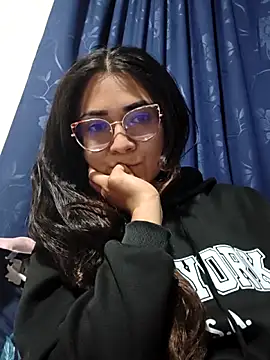 Freyarosse online show from 02/25/26, 03:38