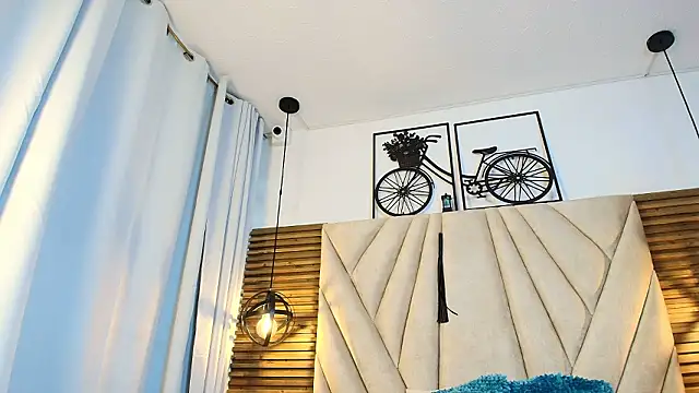 Hether t online show from 02/14/26, 01:08