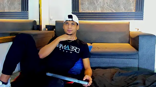 ALEX KEITH26 online show from 02/04/26, 12:33