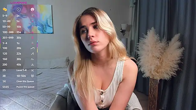 LuanaFincel online show from 02/01/26, 01:04