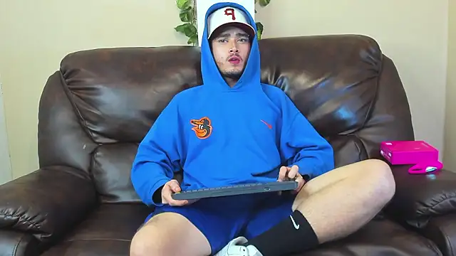 Snapshot of Salvattore_Muller chatting on 02/20/26, 06:26 Salvattore Muller online show from 02/20/26, 06:26