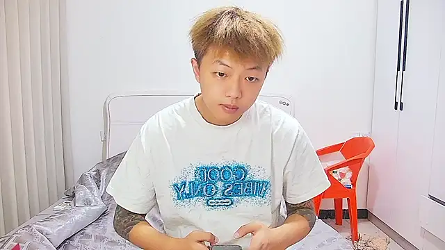 Chocolates-001 online show from 06/16/26, 06:05