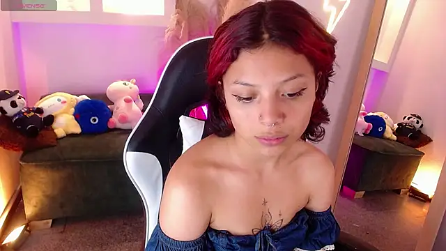 Snapshot of melodyy_as chatting on 07/02/26, 01:17 melodyy as online show from 07/02/26, 01:17