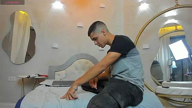 bastian and samantha online show from 03/19/26, 05:44