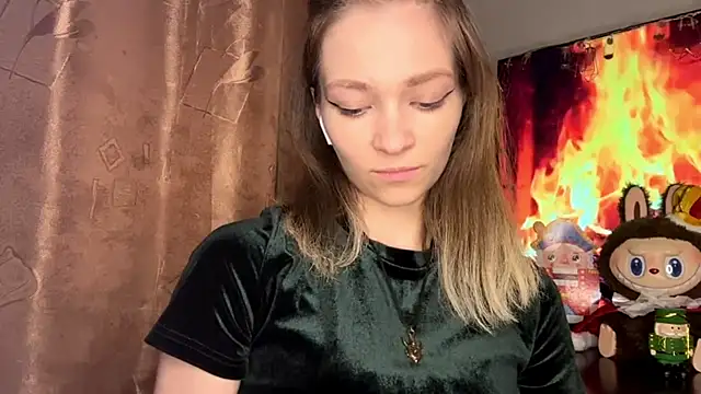 Ellyy ly online show from 01/13/26, 09:31