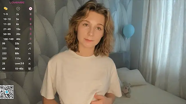 Snapshot of SonyaNowak chatting on 03/03/26, 10:54 SonyaNowak online show from 03/03/26, 10:54