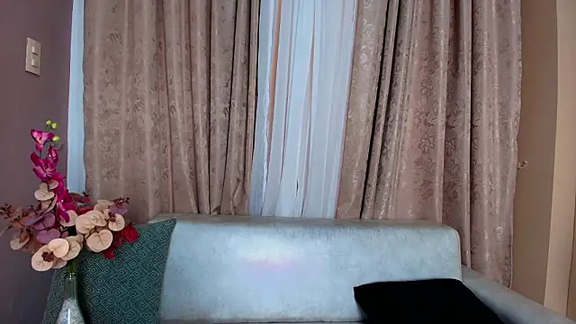 Snapshot of TessaMonroee chatting on 02/02/26, 06:28 TessaMonroee online show from 02/02/26, 06:28