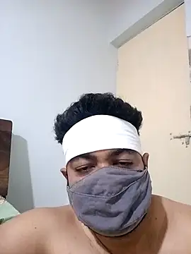 Snapshot of gujjuboysexy123 chatting on 02/14/26, 11:29 gujjuboysexy123 online show from 02/14/26, 11:29