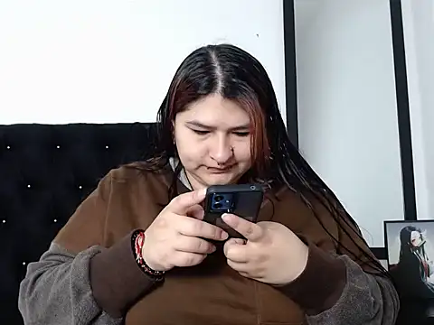 Snapshot of LauraHorny69 chatting on 02/16/26, 12:56 LauraHorny69 online show from 02/16/26, 12:56