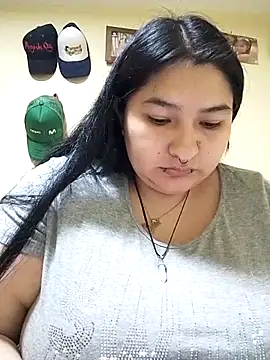 LauraHorny69 online show from 04/29/26, 08:15