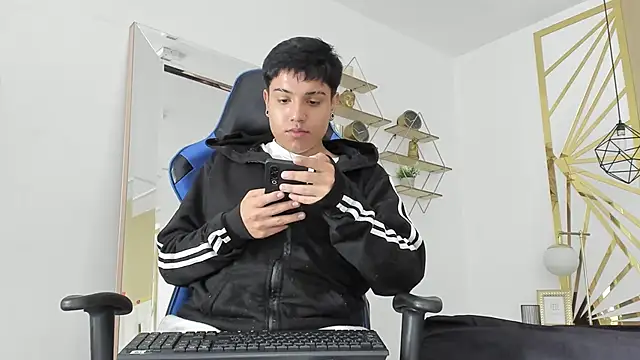 ANDYBABE VC online show from 01/15/26, 12:10