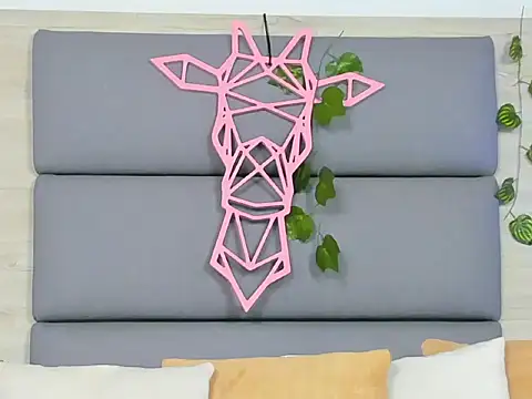 Snapshot of alannawillde chatting on 01/15/26, 11:26 alannawillde online show from 01/15/26, 11:26