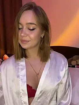 Snapshot of SilverHanna chatting on 02/01/26, 11:58 SilverHanna online show from 02/01/26, 11:58