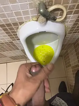 mumbaiboyformeet online show from 02/03/26, 08:30