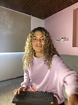 AngelPinkk  online show from 02/01/26, 08:51